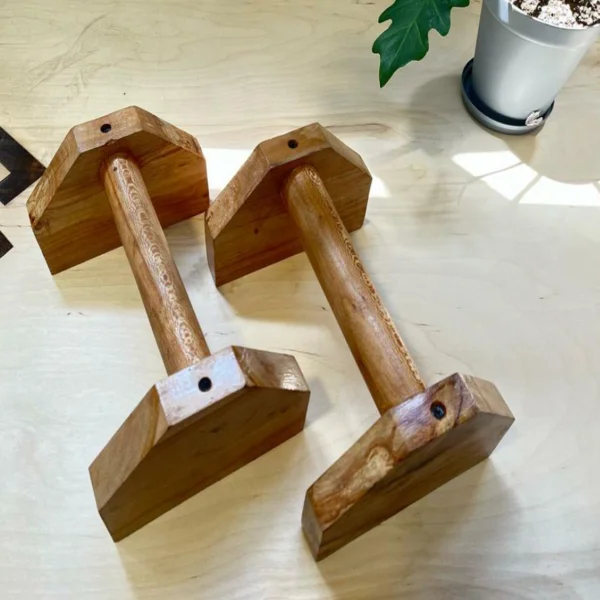 هند استند چوبی با چوب گردو